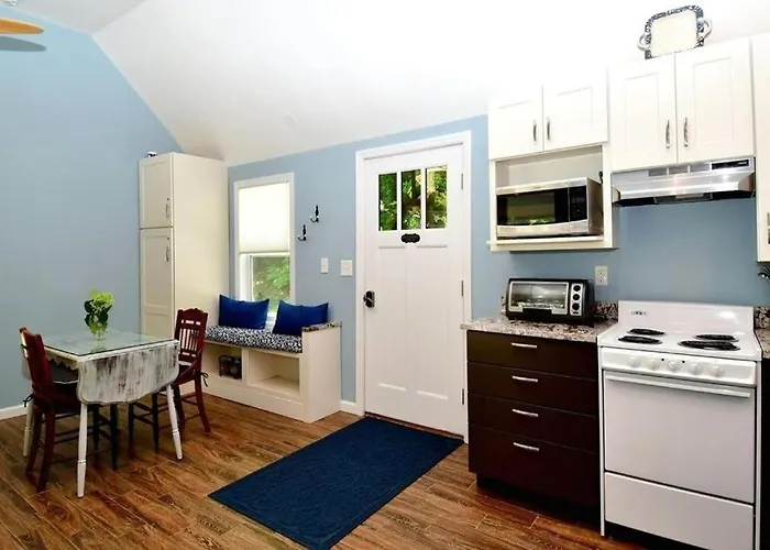 Cottage At Millpond Falls - A Romantic Escape