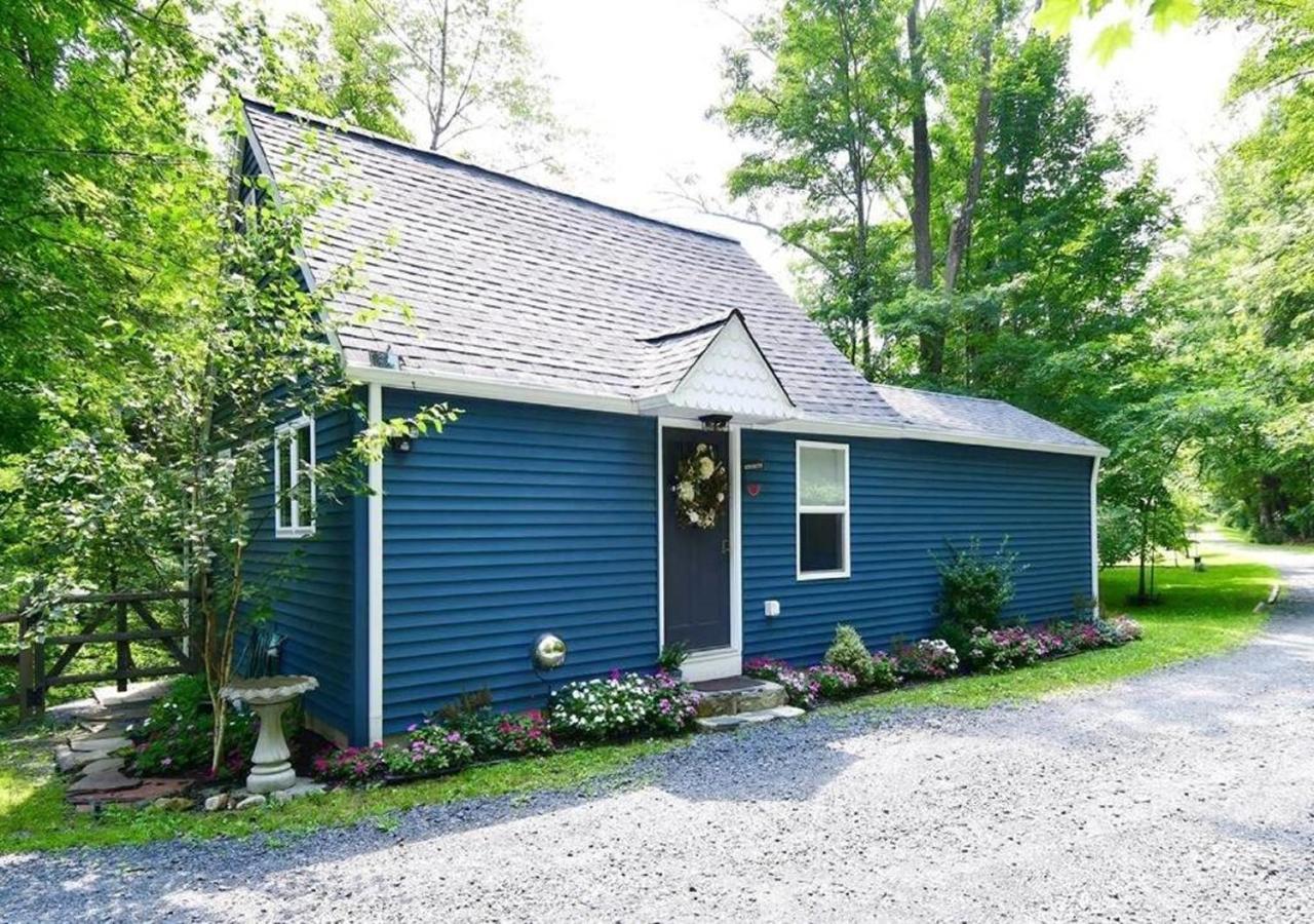 Holiday home At Millpond Falls - A Romantic Escape Warwick